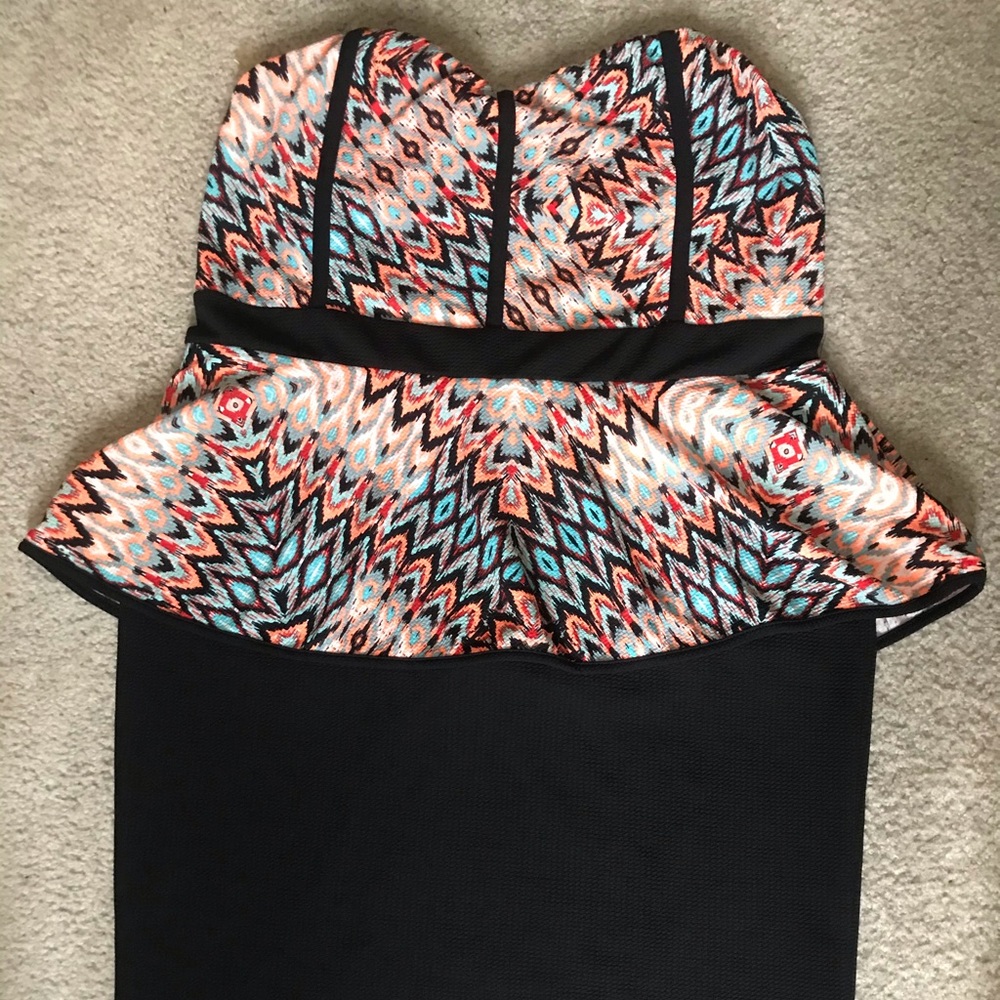 Bright Patterned Strapless Dress - image 1